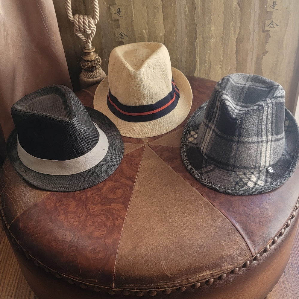 Men S/M hat - Picture 2 of 7